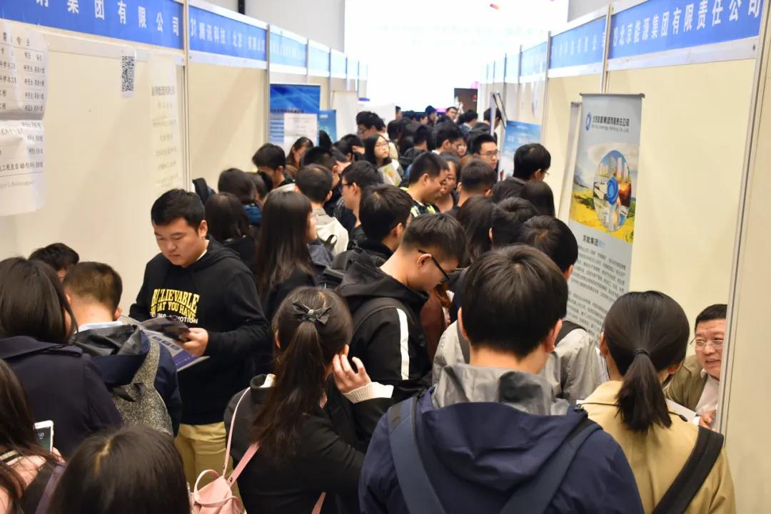 1000万毕业生,400万考研、200万考公……唯独流水线上没人!