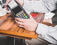 爱套码的POS机,以后再也套不动了!或许只有涨价才是硬道理