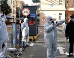 西安封城，确诊暴增！危难中，一大妈高呼，“我不是平民，我在美国生活7年！”